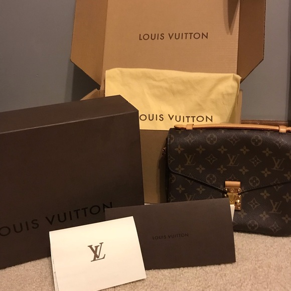 Louis Vuitton Handbags - Louis Vuitton Pochette Metis